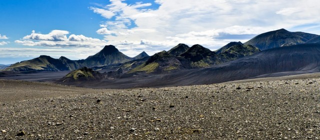 Langisjr is a large lake southwest of Vatnajkull. It is 27 square kilometers, 20 km long and 2 km wide where it is widest.